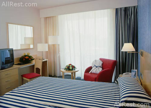 Tryp Port Cambrils 3